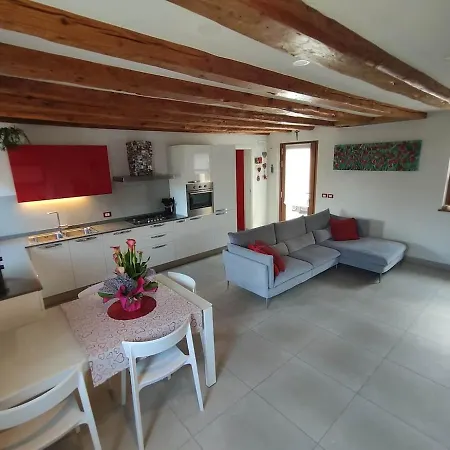 La Casa Di Engy Vakantiehuis Pocenia